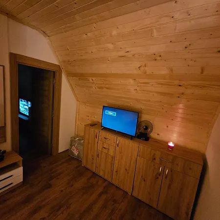 Holiday home Vikendica L&v